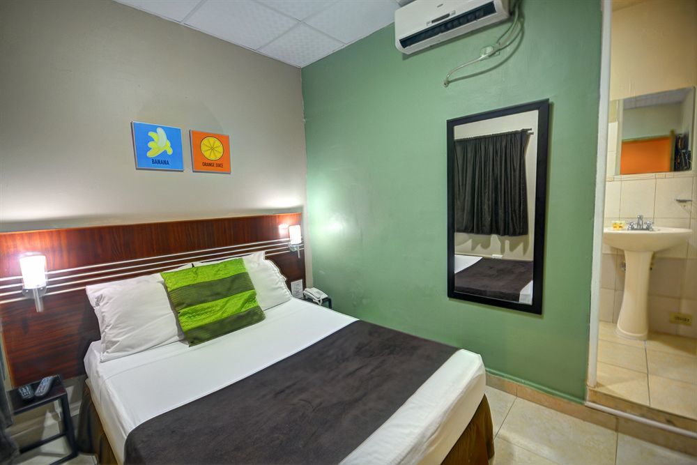 San Roque Hotel Panama Exterior photo